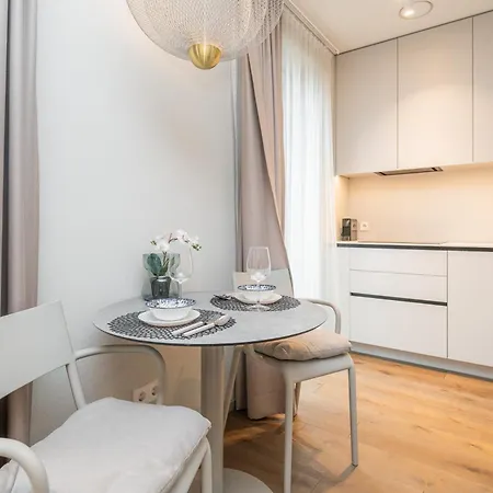 New By The River, W-balcony & Ac Vilna