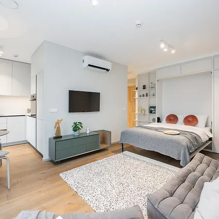 New By The River, W-balcony & Ac By Cohost Apartmán *